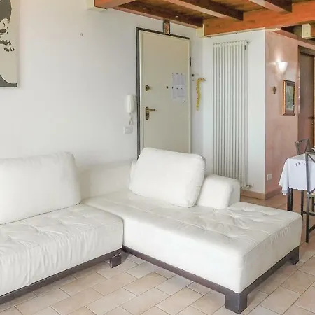 Two-bedroom In -pu- *